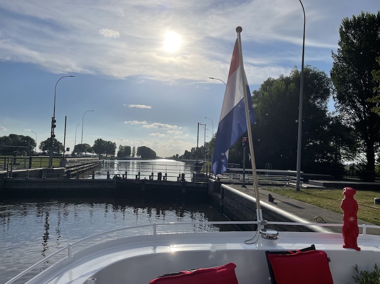 Van zomer in Earnewald naar herfst in Hoogkerk 